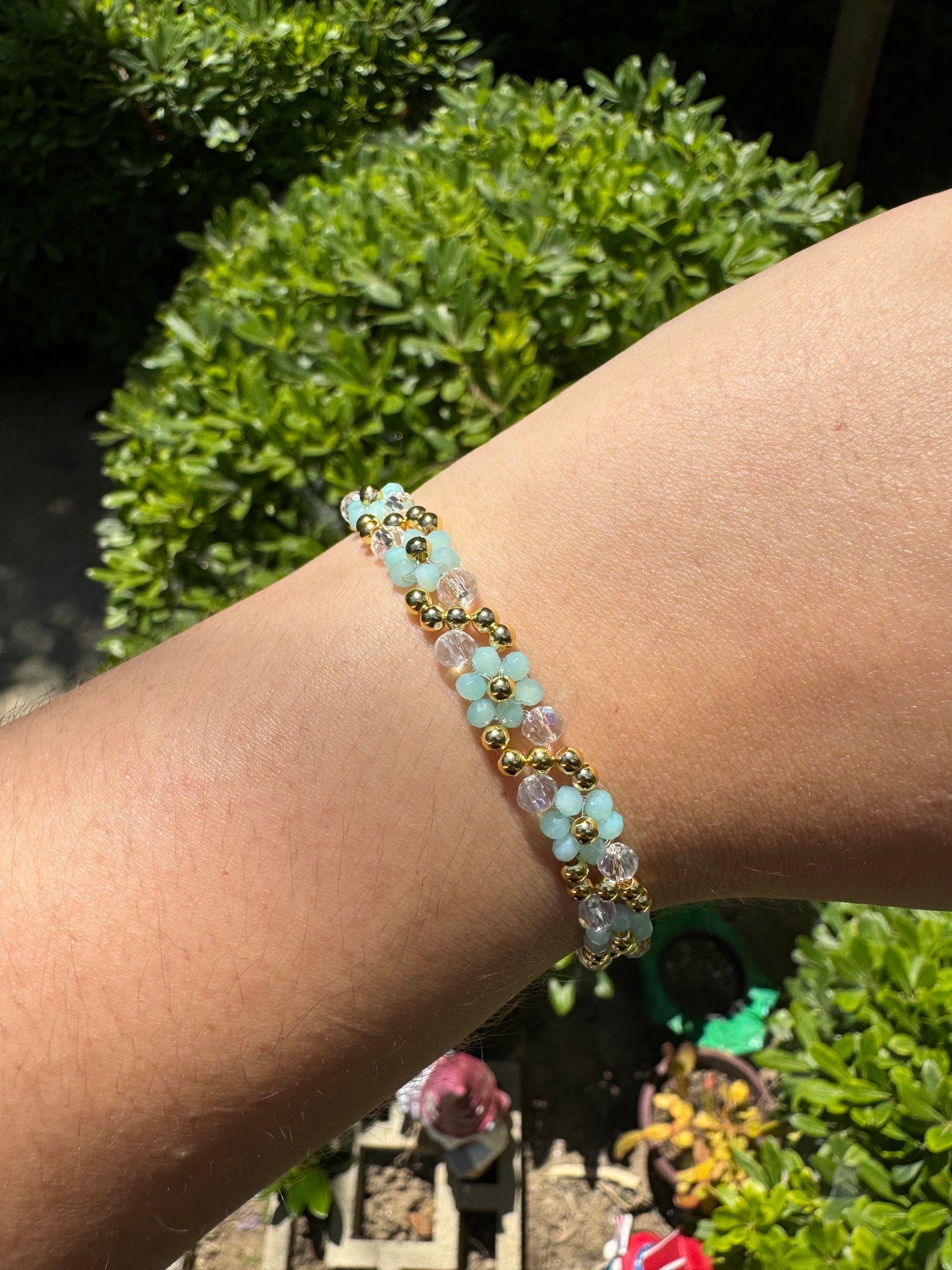 Girly pop flower bracelets with toggle clasp