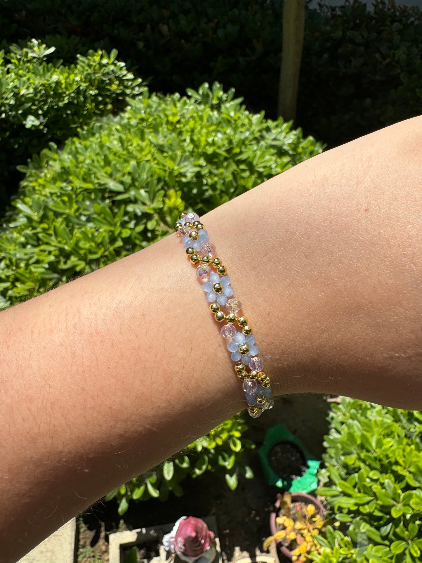 Girly pop flower bracelets with toggle clasp