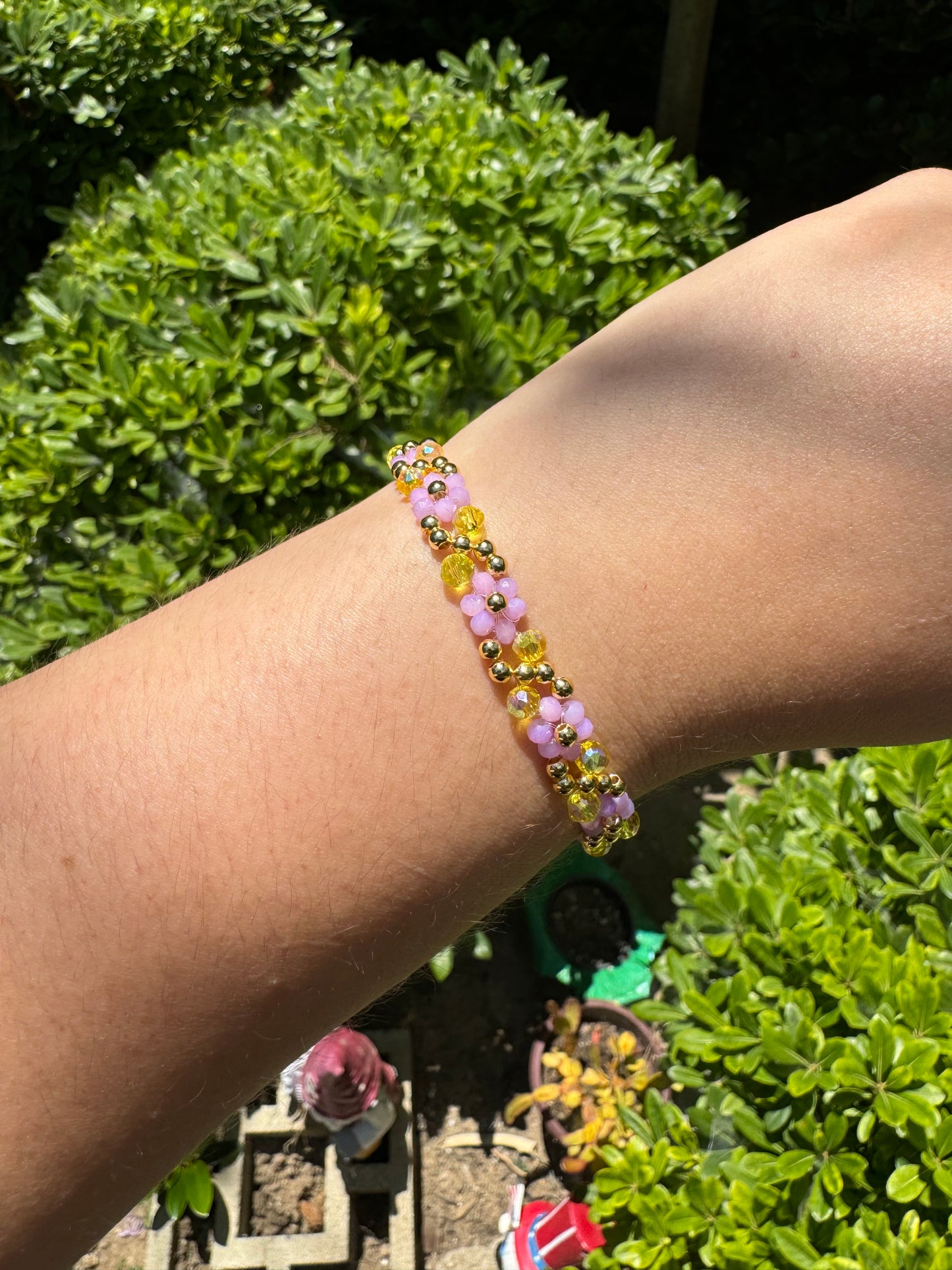Girly pop flower bracelets with toggle clasp