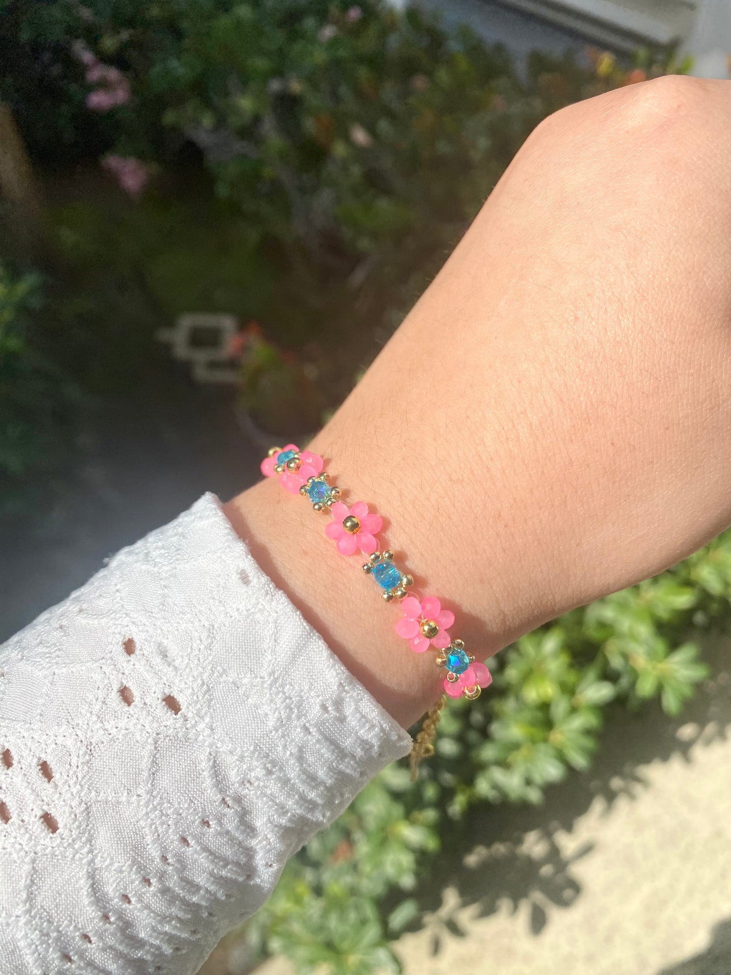 Lover inspired dainty flower beaded bracelet