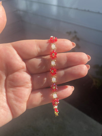 Red inspired dainty flower beaded bracelet