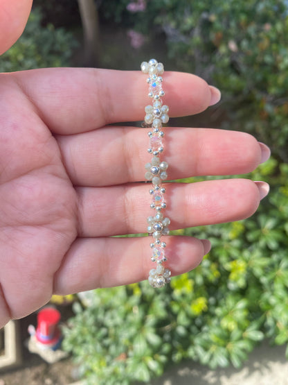 Folklore inspired dainty flower beaded bracelet