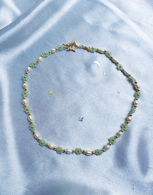 Pastel Green Flower Pearl Necklace