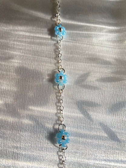 1989 inspired Cute Dainty Pastel Blue Daisy Flower Bracelet | Cute Bracelet | Mothers Day Gift |Birthday Gift|Bridesmaid Gift