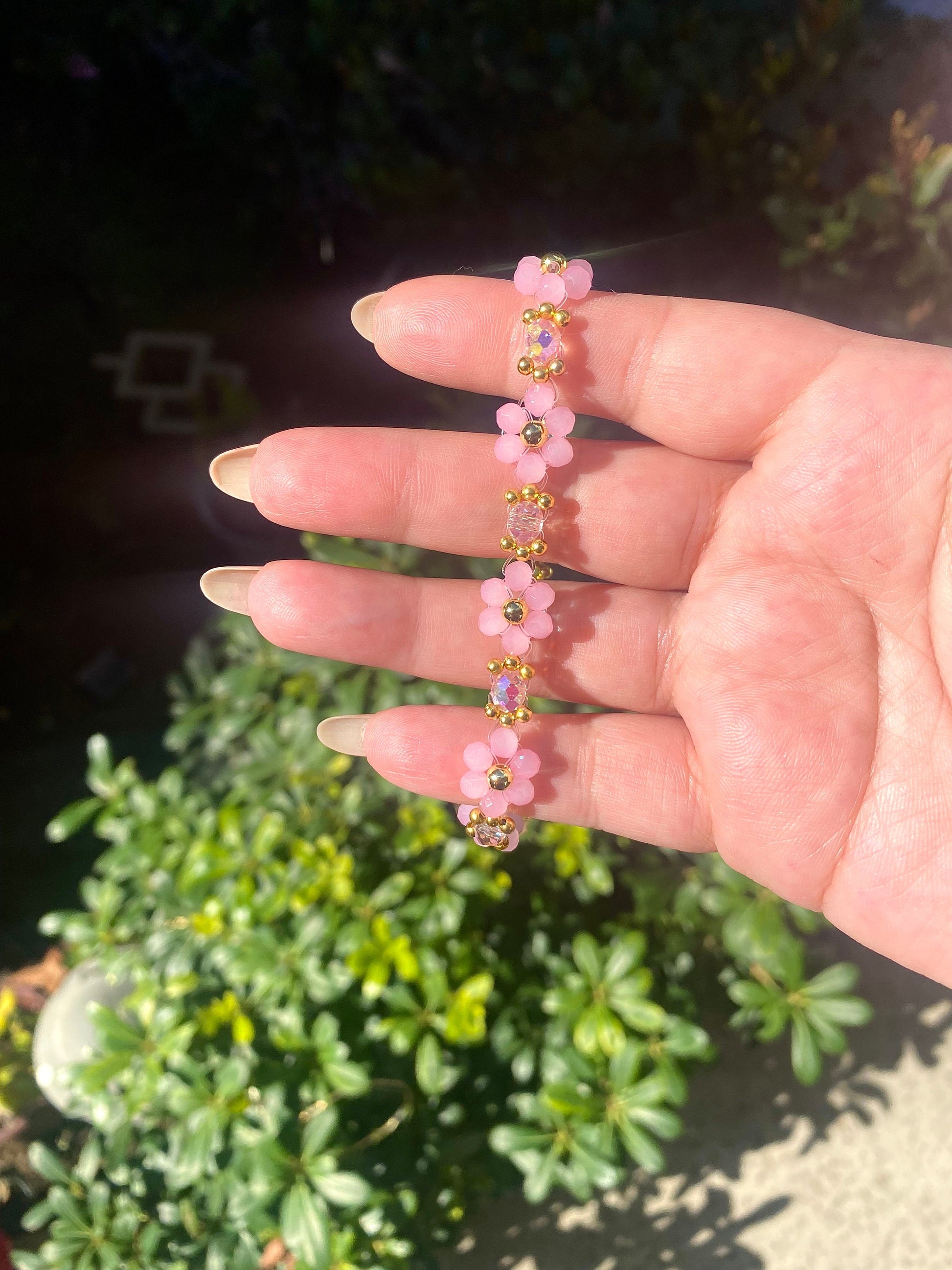 Pink Valentine Crystal Daisy Flower 18k Gold Beaded Bracelet | Cute Elegant Mothers Day Gift Birthday Bridesmaid Valentines Day For her