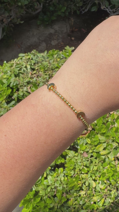 Dainty Crescent Moon Bracelet