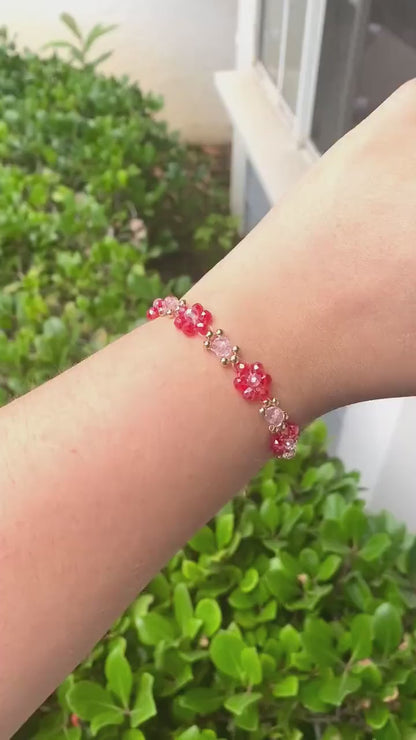 Red Pink Gold Daisy Flower Beaded Bracelet | Cute Bracelet | Mothers Day Gift | Birthday Gift | Bridesmaid Gift | Jewelry