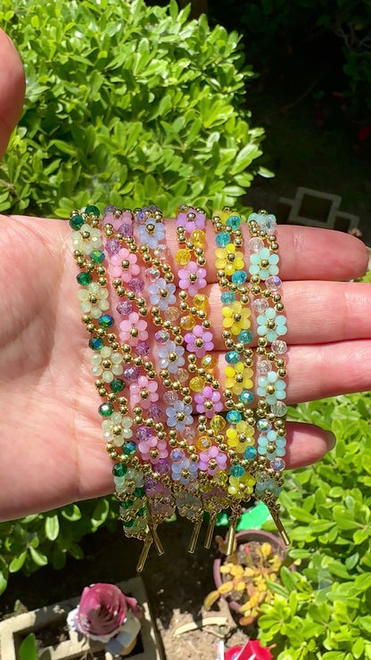 Girly pop flower bracelets with toggle clasp
