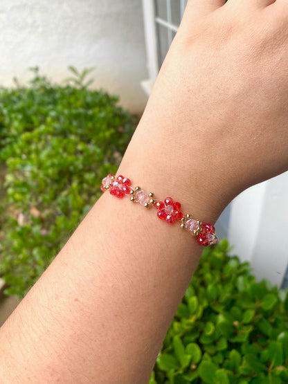 Red Pink Gold Daisy Flower Beaded Bracelet | Cute Bracelet | Mothers Day Gift | Birthday Gift | Bridesmaid Gift | Jewelry