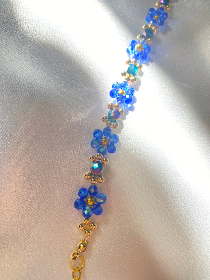 Winter Blue Daisy Flower 18k Gold Beaded Bracelet | Christmas Gift | Mothers Day| Birthday Bridesmaid Wedding Jewelry | For her | Valentines