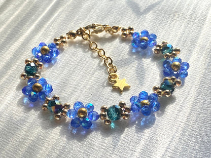 Winter Blue Daisy Flower 18k Gold Beaded Bracelet | Christmas Gift | Mothers Day| Birthday Bridesmaid Wedding Jewelry | For her | Valentines