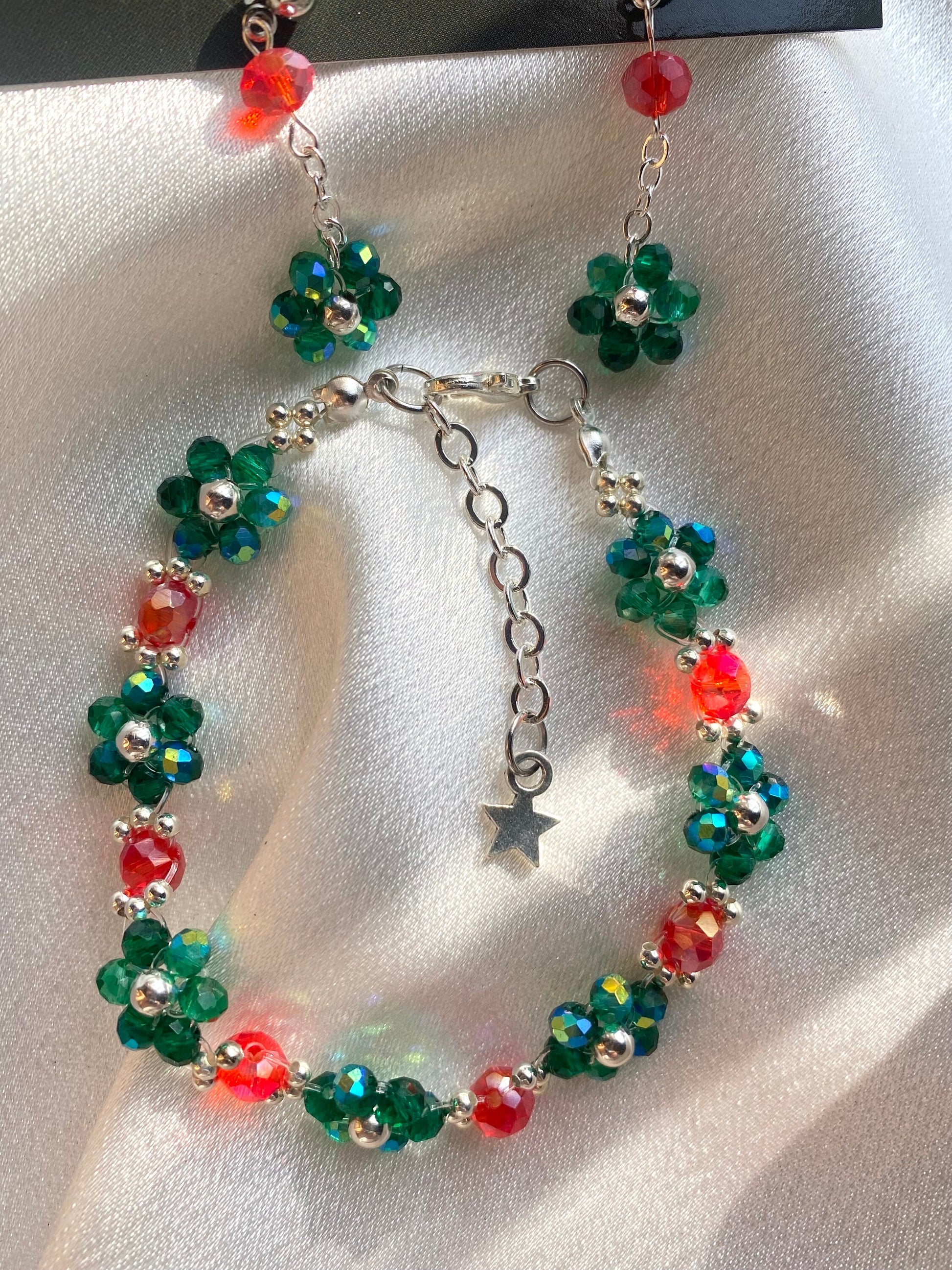 Christmas Joy Bracelet and Earrings Jewelry Set Mothers Day Gift Birthday Bridesmaid For her Handmade Crystal Beads Flower Daisy