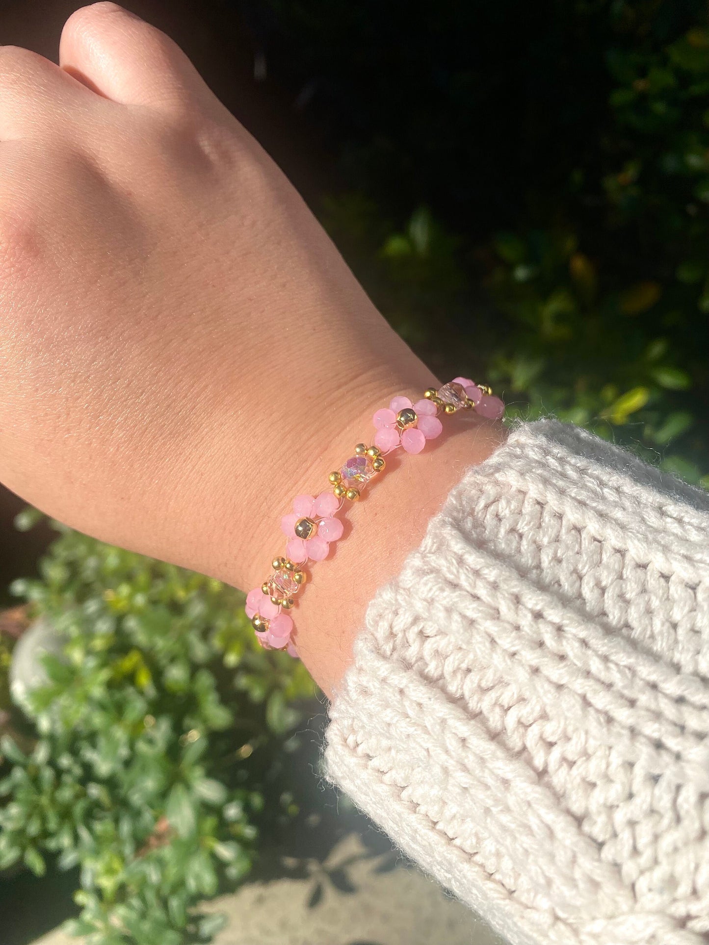 Pink Valentine Crystal Daisy Flower 18k Gold Beaded Bracelet | Cute Elegant Mothers Day Gift Birthday Bridesmaid Valentines Day For her